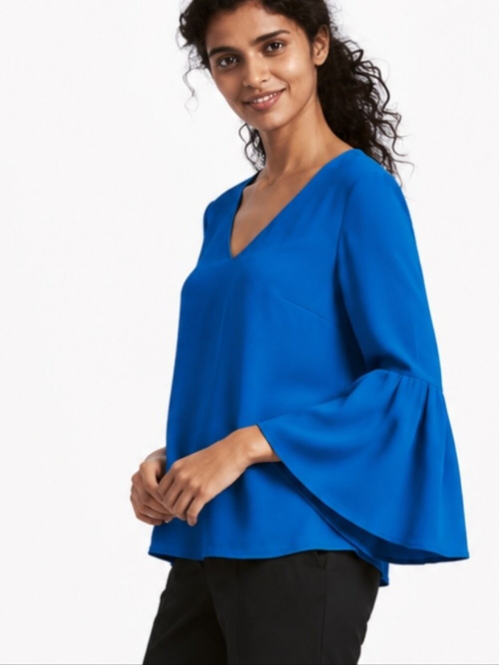 ⭐️ Host Pick⭐️ x 2 H&M | Elegant V Neckline Blouse - Picture 3 of 8